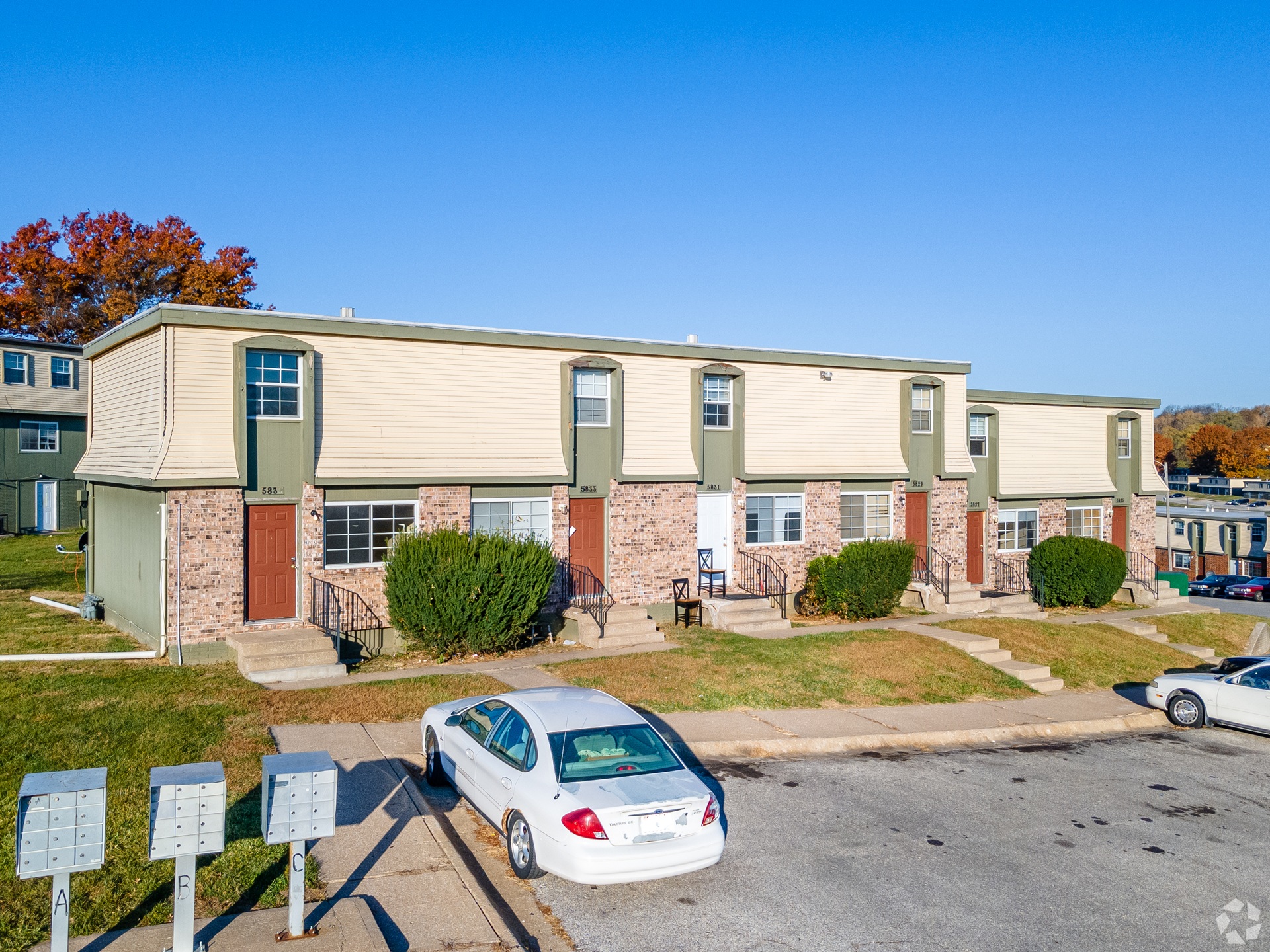 Green Village Townhomes exterior in Kansas City Missouri