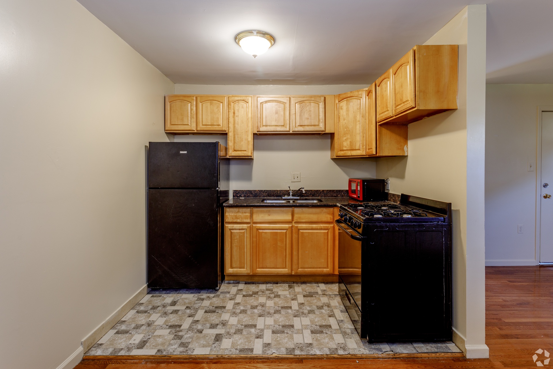 Green Village Townhomes kitchen in Kansas City Missouri