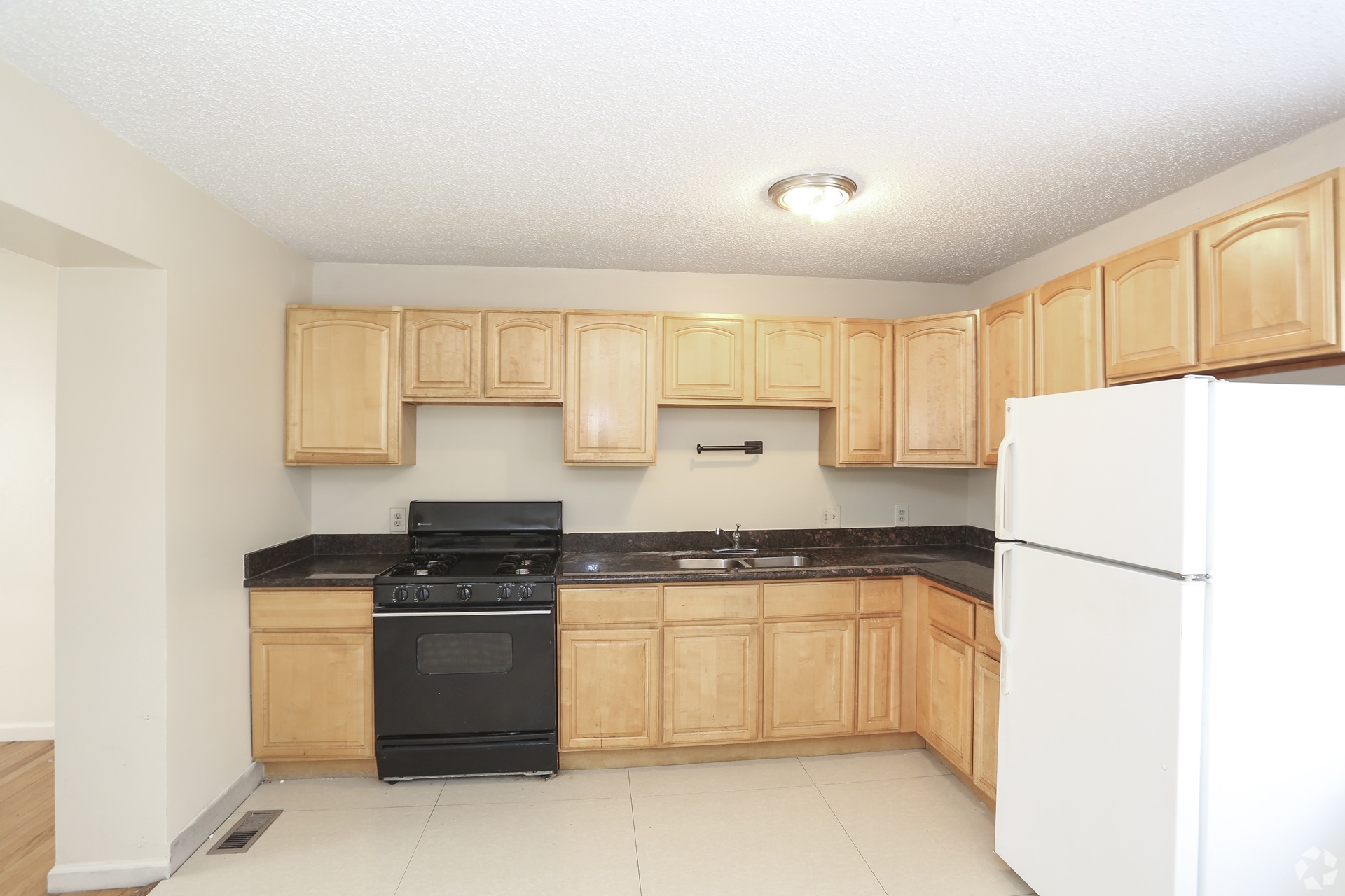 Green Village Townhomes kitchen in Kansas City Missouri